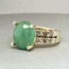 anillo-con-jade-verde-y-diamantes-laterales