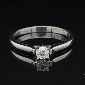 anillo-de-compromiso-con-diamante-central-0-30-ct-355