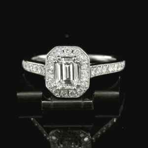 anillo-de-compromiso-con-diamante-talla-esmeralda-0-74-ct-108