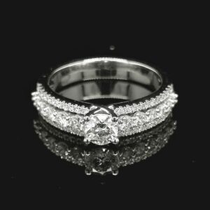 anillo-con-brillante-central-0-40-ct-y-3-filas-diamantes-300