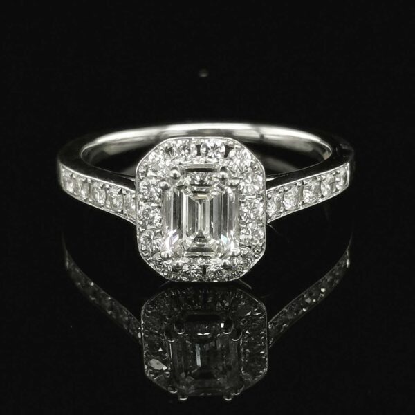 anillo-con-diamante-talla-esmeralda-0-70-ct-461