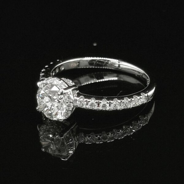 anillo-de-compromiso-con-diamante-central-1-01