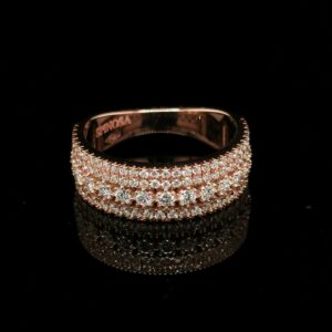 alianza-oro-rosa-con-cuatro-filas-de-diamantes-296