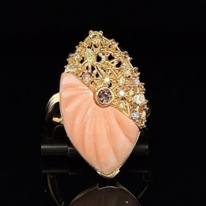 anillo-con-coral-rosa-y-diamantes-458