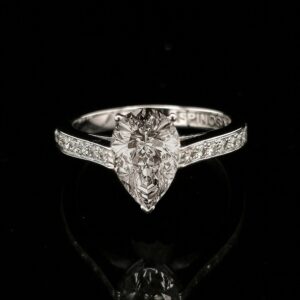 anillo-con-diamante-1-53-ct-talla-pera-color-e-388