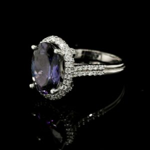 anillo-con-tanzanita-talla-oval-con-diamantes-53