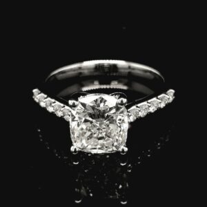 anillo-de-compromiso-con-diamante-central-cushion-2-71-ct-472