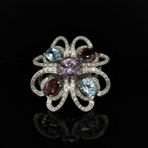 anillo-de-dise-o-con-diamantes-y-piedras-preciosas-549