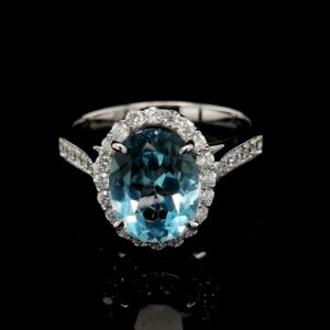 anillo-topacio-azul-y-brillantes-444