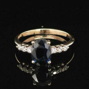 anillo-con-zafiro-y-diamantes-544